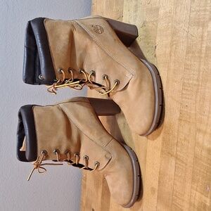 Timberland 3" High Heel‎ Midcalf Boots Tan Khaki Lace Up Size 8.5M EUC Leather